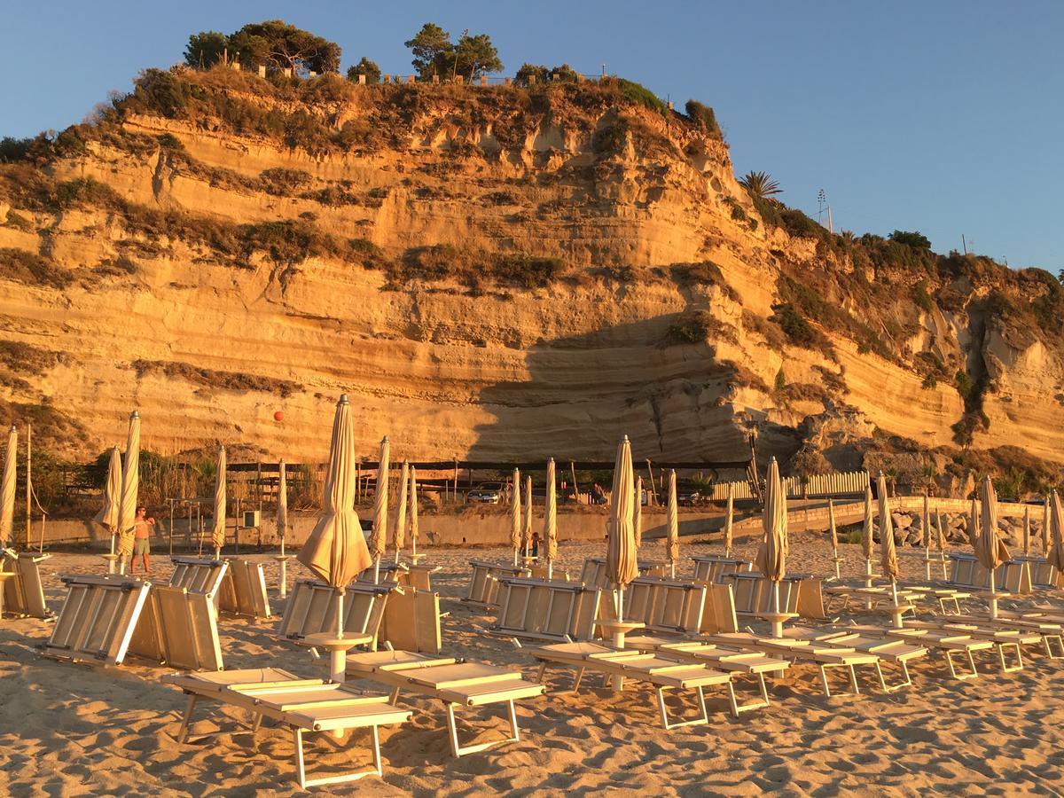 Отель Tui Blue Tropea Санта-Доменика Экстерьер фото