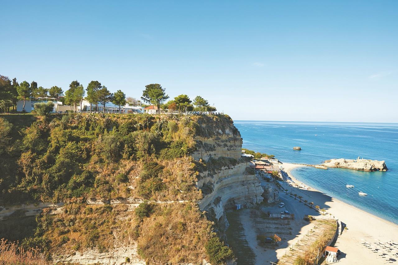 Отель Tui Blue Tropea Санта-Доменика Экстерьер фото